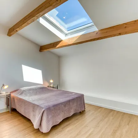 Rose - Salagou Ferienhaus