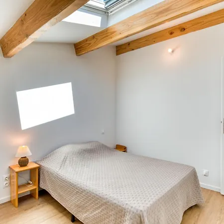 Rose - Salagou Ferienhaus
